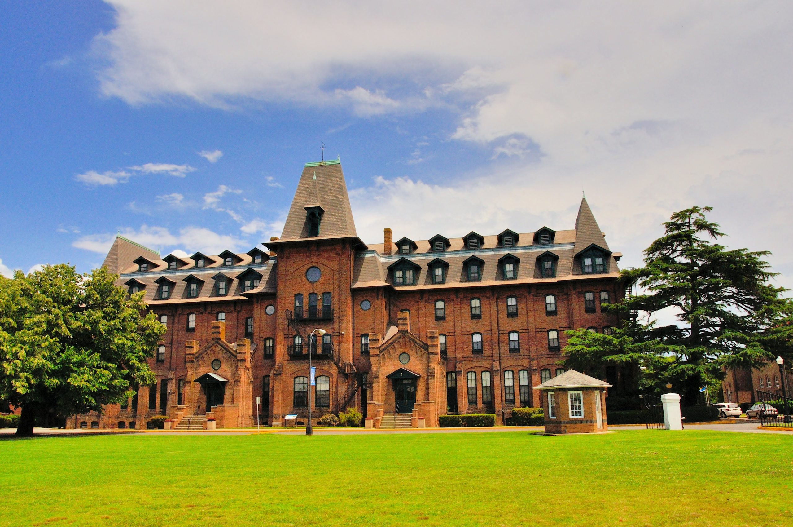 Hampton University Career Center Campus